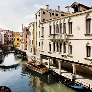 https://una-hotel-venezia-venice.hotelinveneto.com