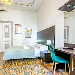 2* Bed and breakfast El Dorado Colosseum