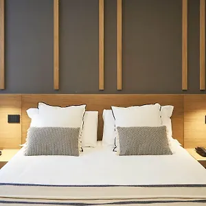 3* Hotel Hotel Central Lodge